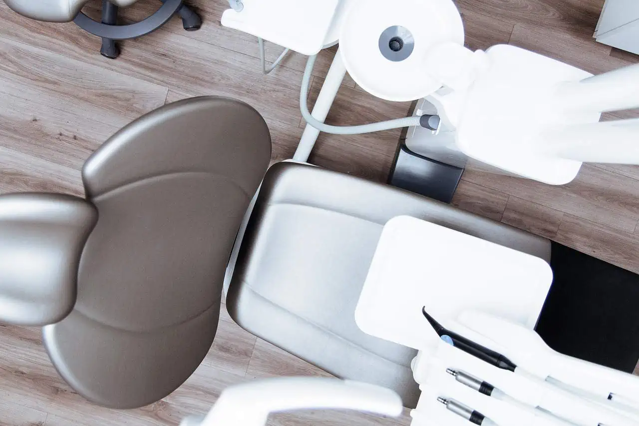 dental treatments covered in public health insurance in Germany