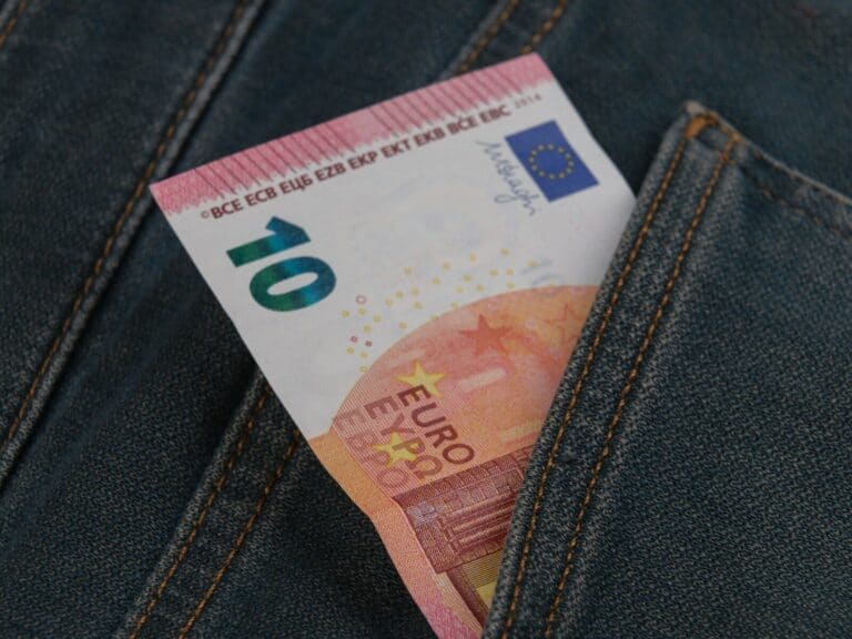 Minimum Wages Rose Fastest in Eastern Europe