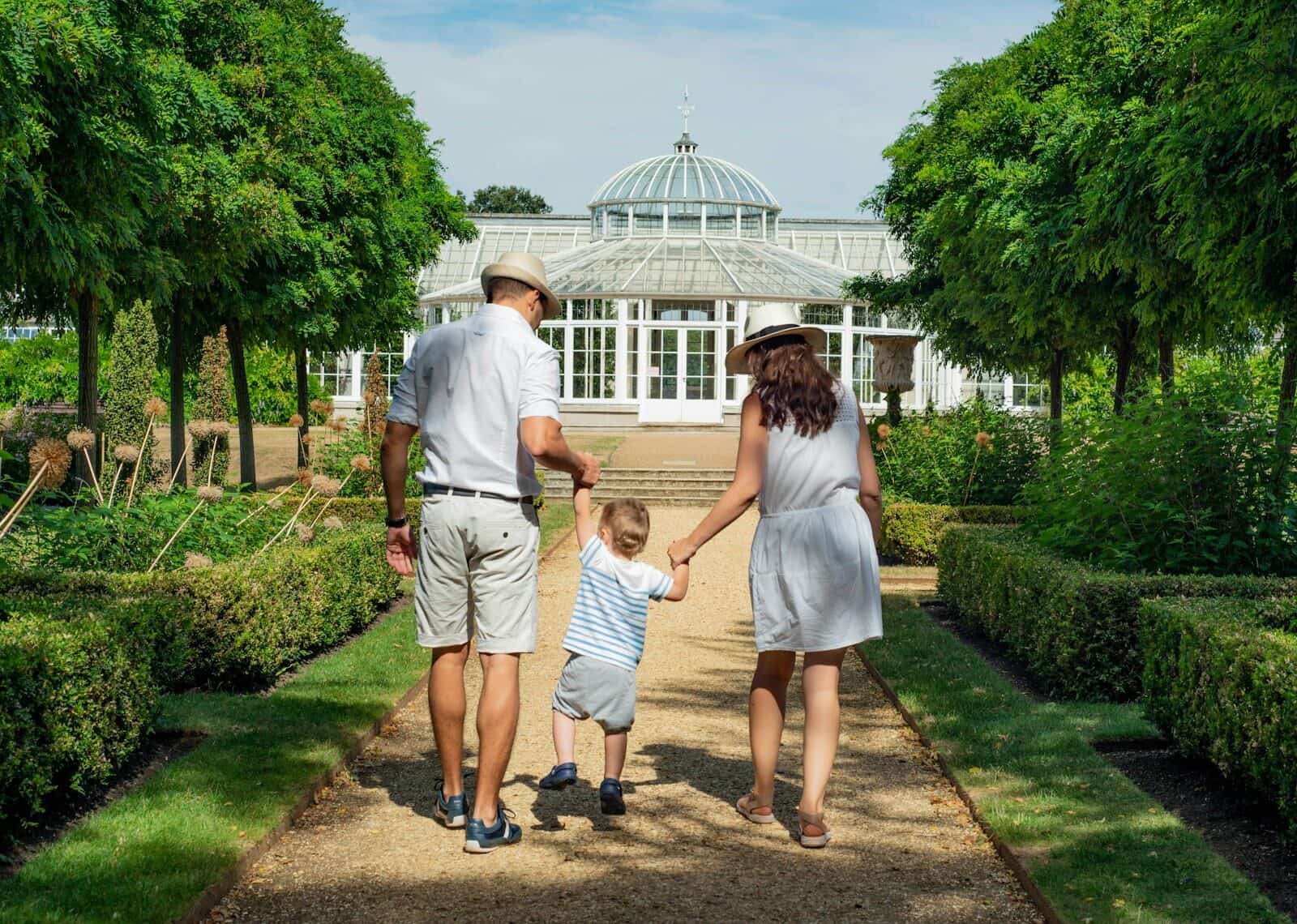 How to Apply for German Citizenship as a Family [2026 English Guide]